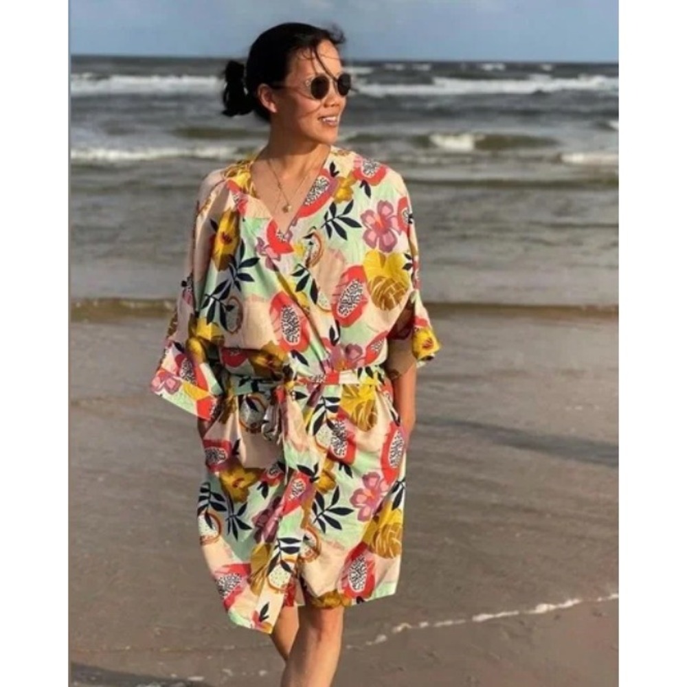 Noonday Collection Papaya Tropical Floral Print Kimono Robe Size M/L Multicolor